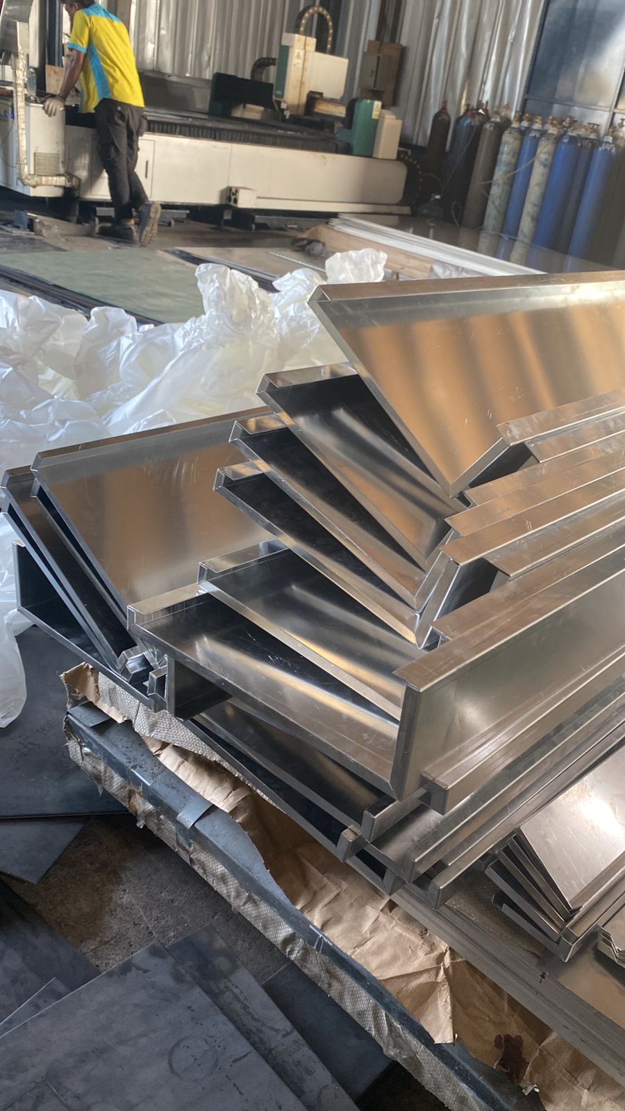 Bending Plat — AEK POHON PIDOLI